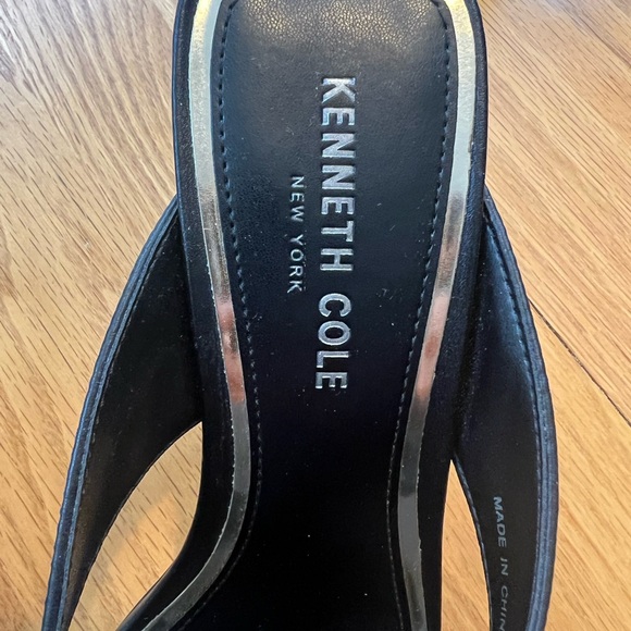 Kenneth Cole Hylda 70 heel, black, hardly worn, size 7. 3” heel - Picture 6 of 10